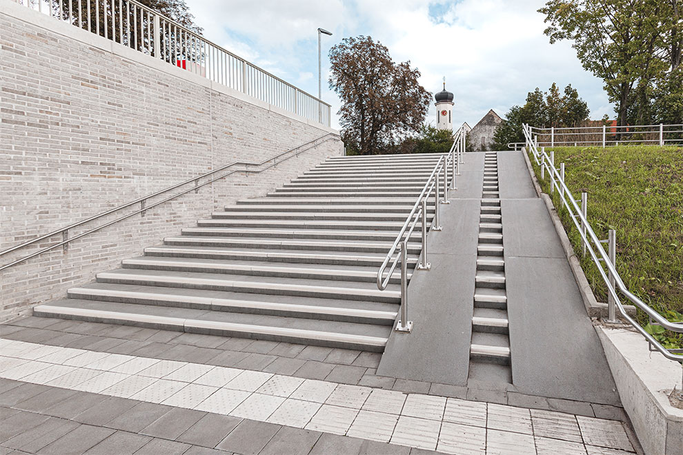 Bahnhof Meitingen 01